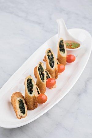 Betel Box Sparkling Bar